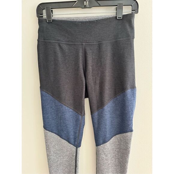Outdoor Voices Tri-Color Blue Spring 7/8 Activewear Bottoms Leggings Size Medium - Picture 4 of 8